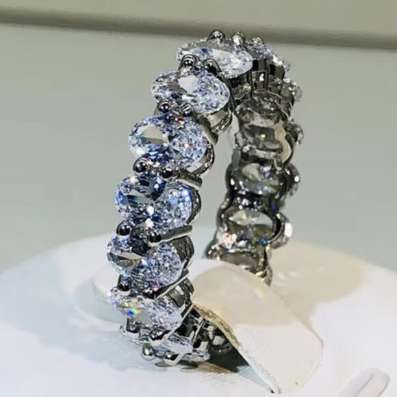 🆕 Incredible 9.00 Ctw Oval Cut Diamond Anniversary / Fashion Band 18K 🆕 - Picture 5 of 8